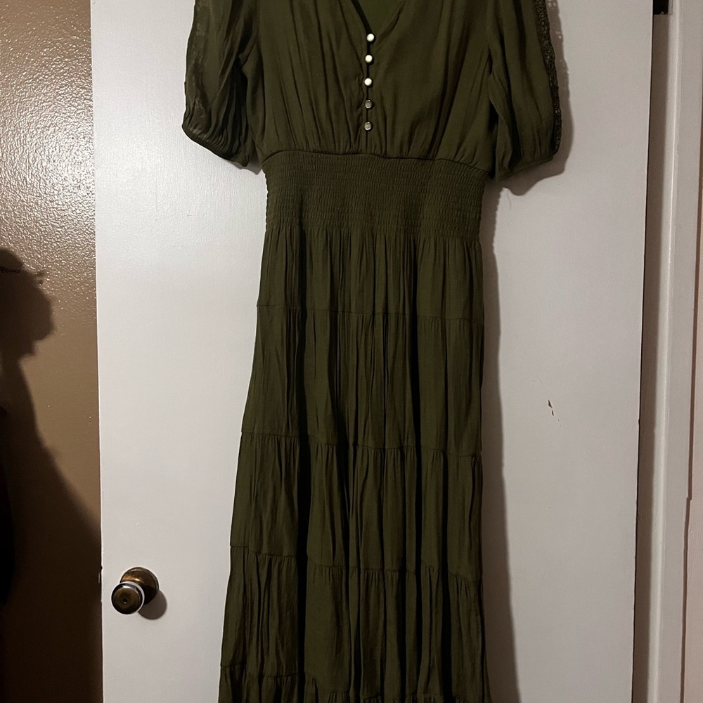Green Puff Sleeve V-Neck Maxi Sundress